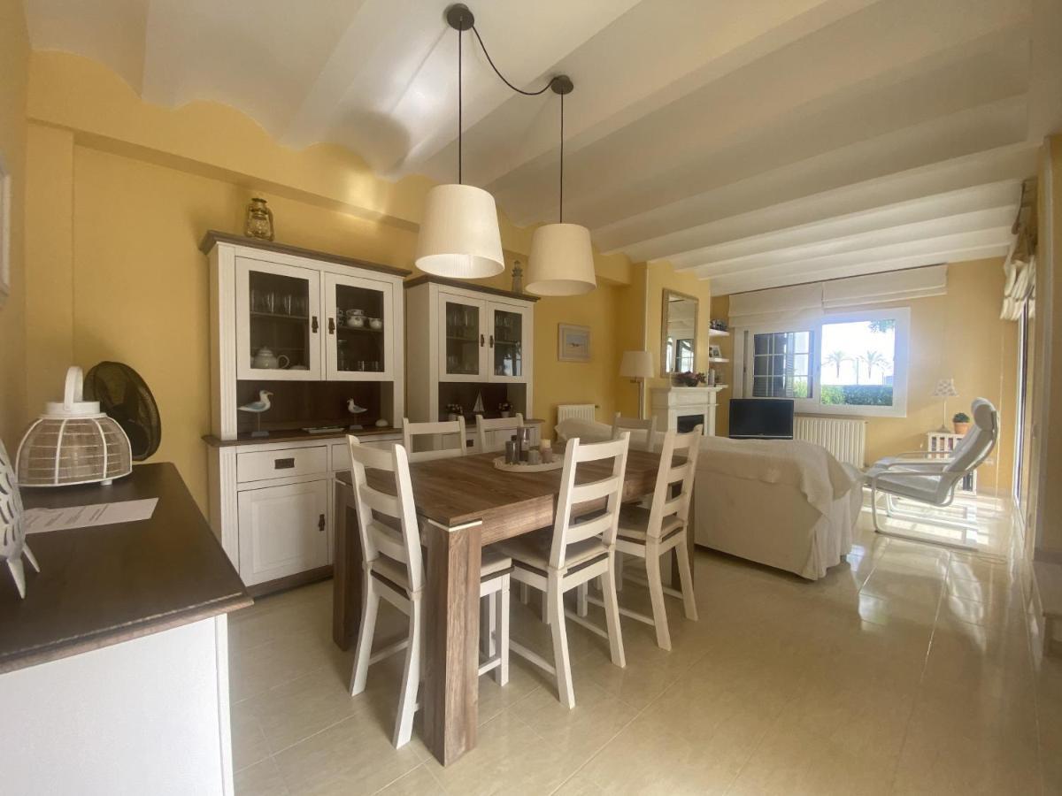 R17 Casa Merce Rodoreda Calafell Ngoại thất bức ảnh